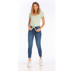 BLUSA COM RENDA E AMARRAÇÃO DOCE TRAMA MENTA