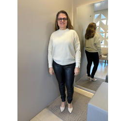 CALÇA FEMININA EM COURO PU PELUCIADO PRETO - BRIX 