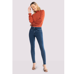 CALÇA JEANS SKINNY VESTE 3 TAMANHOS LAVAGEM MÉDIA - LUNENDER