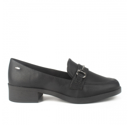 SAPATO LOAFER COM DETALHE PRETO - DAKOTA