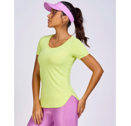 T-SHIRT SKIN FIT ALONGADA AMARELO - ALTO GIRO